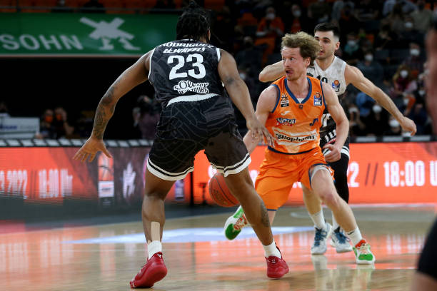 出色的反手 出色的反手